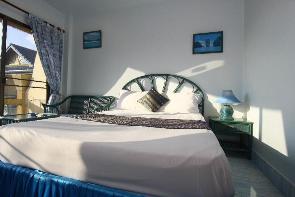 Patong Sunbeach Mansion Quarto foto